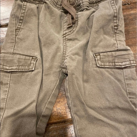Boys 2T pants - Picture 2 of 3